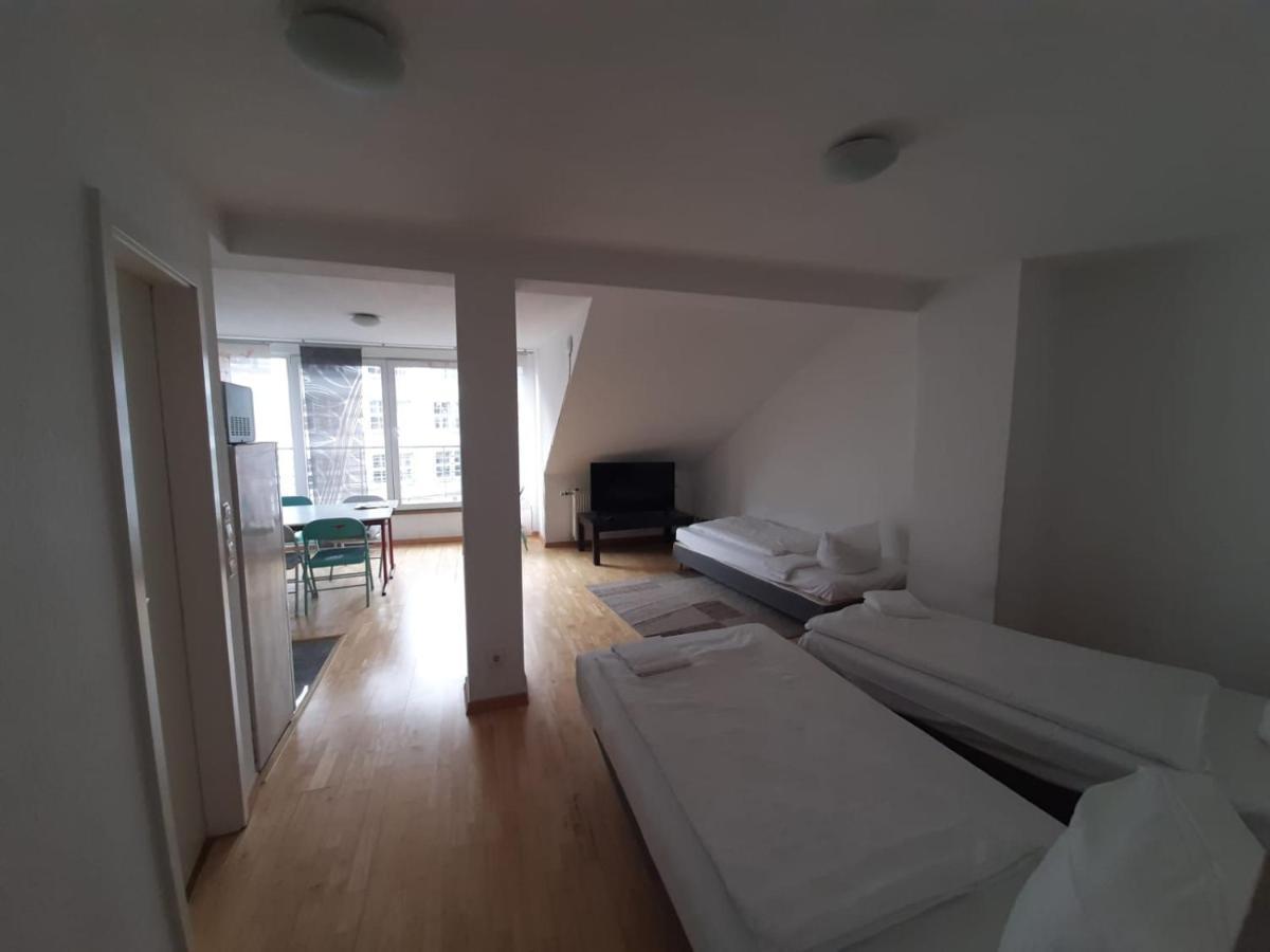 Avi City Burgplatz Apartments Дюселдорф Екстериор снимка