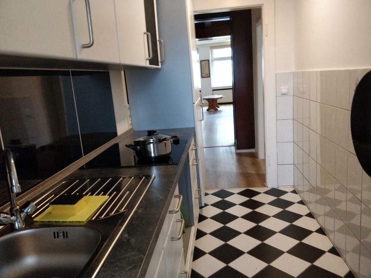 Avi City Burgplatz Apartments Дюселдорф Екстериор снимка